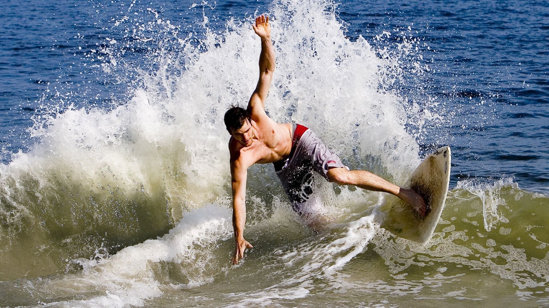 “沙滩合球：天府新区沙滩赛场迎来新明星运动”